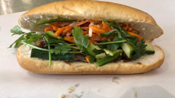 Bahn mi Bahn Yiu food