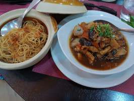 Bouddha Palace food