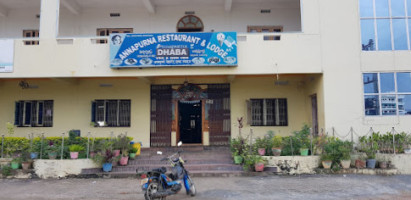 Annapurna And Lodge outside