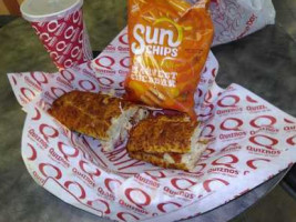 Quiznos food