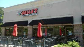 Galla’s Pizza Perimeter outside