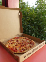 Aloha Pizza food