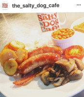 Salty Dog Cafe food