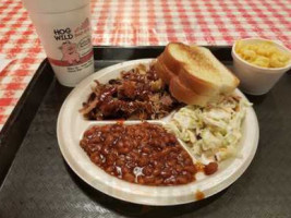 Hog Wild Pit Bar-B-Q food