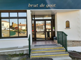 Brut De Gout food