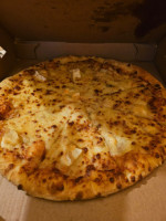 Domino's Pizza food