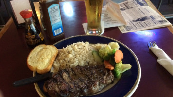 Zambelli's Prime Rib Steak & Pizza food