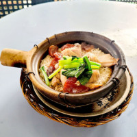 Lian He Ben Ji Claypot food