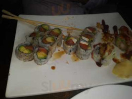 Sushi Tatsu food