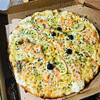 Tito Pizza food