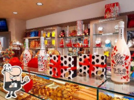 Pasticceria Dogliotti food