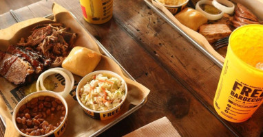 Dickey's Barbecue Pit food