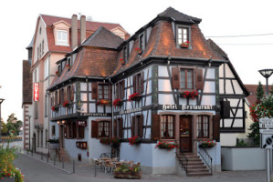 Le Caveau de Brunstein outside