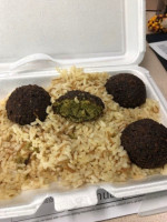 Fordee's Falafel Deli food