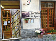 Antica Trattoria Del Vapore outside