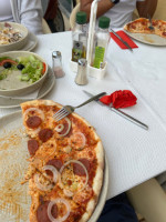 Josy Pizzeria food