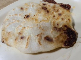 La Pupusa Loca food