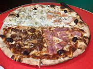 Veloce Pizza food