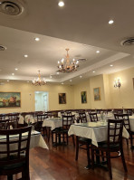 Omar's Mediterranean Cuisine inside