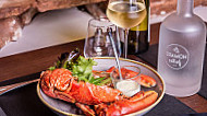 Le Homard Frites food