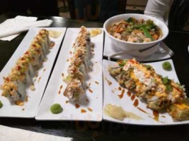 Doke Sushi food