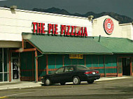 Pie Pizzeria outside