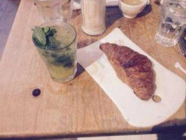 Le Pain Quotidien food