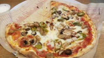 Mod Pizza food