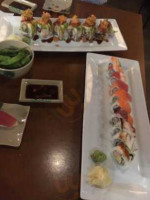 Willowcreek Grill Raw Sushi food