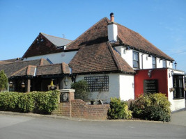 The Fox And Hounds outside