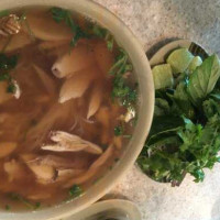 Pho Dimond food