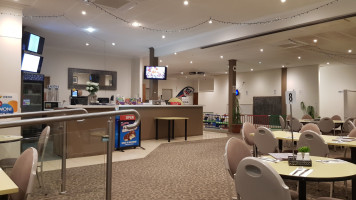 Swan Hill RSL inside