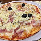 Xus Pizzeria food