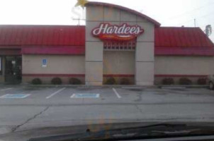 Hardee's outside