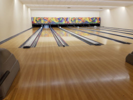 Bowling Palace inside