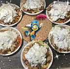 Tuecsoek Gyros food