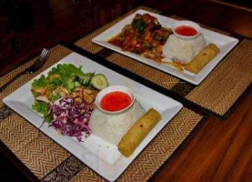 Bann Thai Restaurant food