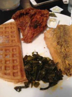 Duke's Southern Table food