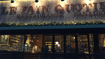 Le Pain Quotidien San Jeronimo outside