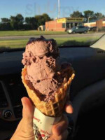 Bruster's Real Ice Cream food