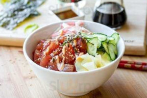 Oshi Poke Bowl And Sushi food