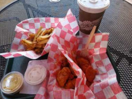 Wingstop food