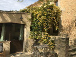 De L'auberge Des Hautes Prairies outside