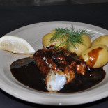 Restaurang Pizzeria Gul Och Blaa Inomhus