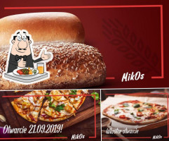 Pizzeria Mikos food