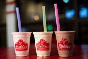 Freddy's Frozen Custard Steakburgers food