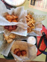 Wingstop inside