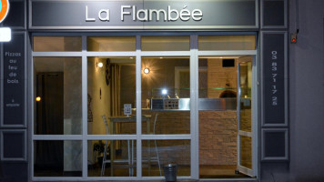 La Flambee food