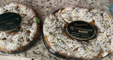 Randazzo's Camellia City Bakery food