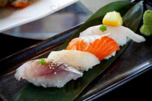 Mikuni Japanese Restaurant Sushi Bar food